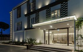 Hangar Hotel